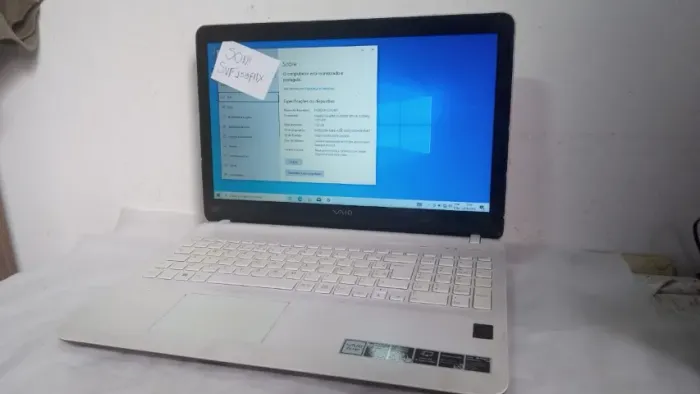 Notebook Sony i5+4gb Ram Model-15.6 Vaio Svf153F11X usado.
