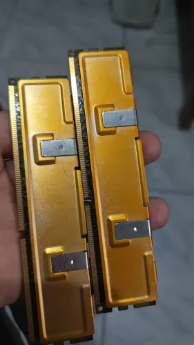 2 pentes 4gb DDR3