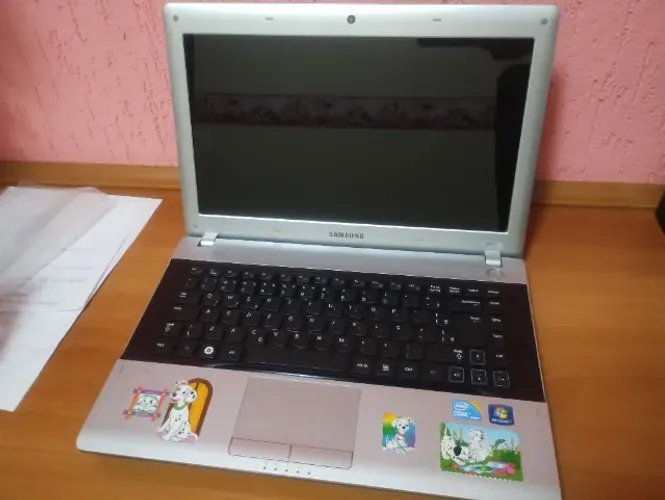 Carcaça Notebook Samsung + Carregador Original 