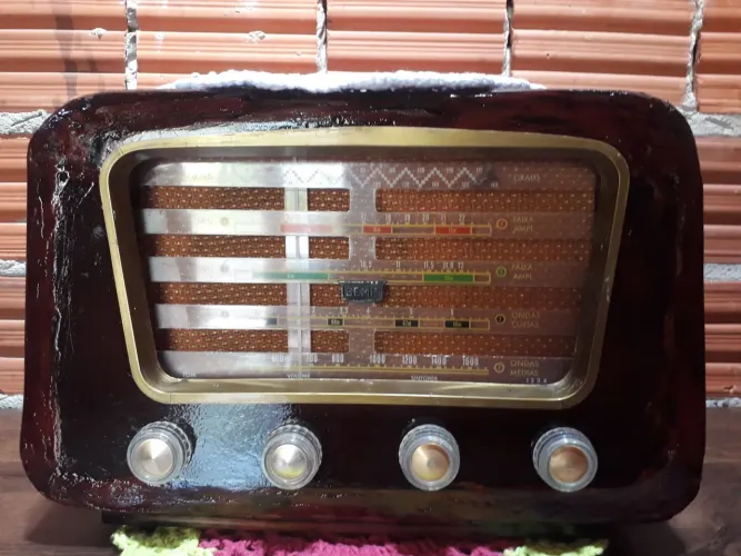 Radio antigo semp funcionando