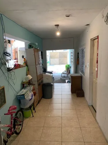 Vendo Terreno no Cangaiba proximo a avenida 10 x 25 mts.Casa antiga no local.