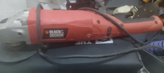 Politriz/Esmerilhadeira Black & Decker WP600K