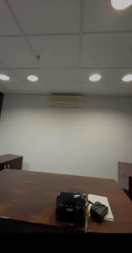 Mesa de escritório 2,00 de cumprimento 1,00 de largura e 0,70 de altura