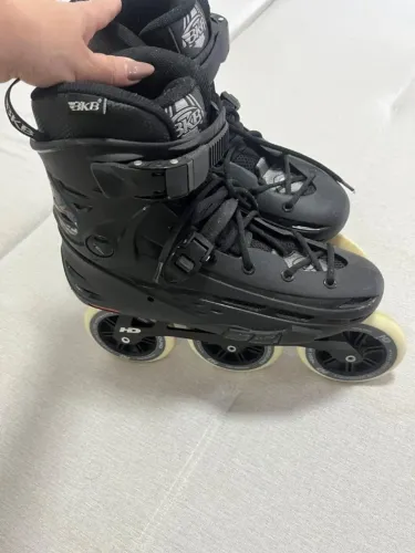 Vendo Patins HD Inline Wave - 3 Rodas 110mm - Tamanho 43/44