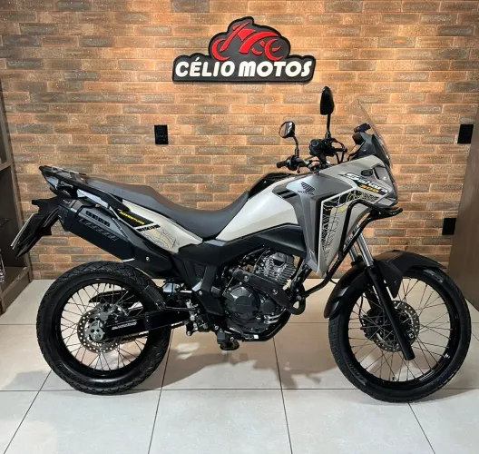 XRE 300 SAHARA ADV BEGE 2024/2024