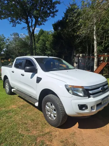 Ford Ranger XLS 2.5 16V 4X2 CD Flex 2015