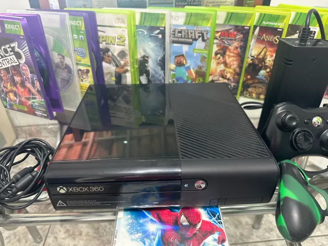 VENDE SE XBOX 360 SEMINOVO SUPER SLIM DESTRAVADO