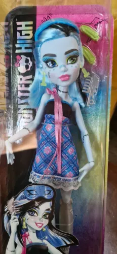 Boneca Monster High Coleção Pijamas Monstruosos 29cm - Frankie Stein - Mattel NOVO