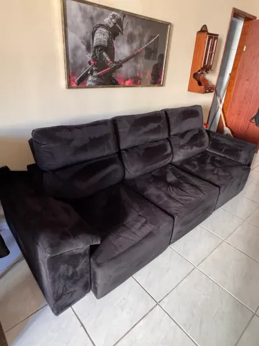 Sofá retrátil preto grande luxo