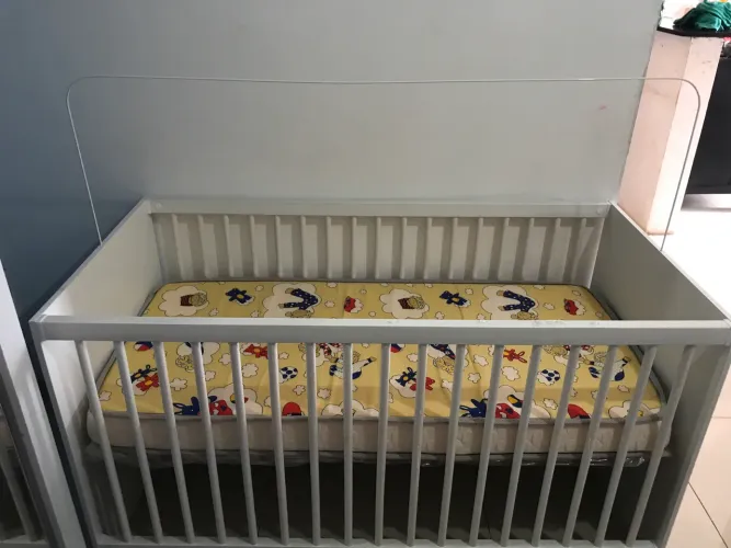 Vendo um berço de bebê 