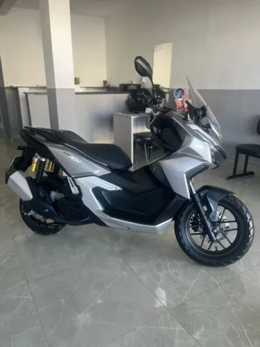 HONDA ADV 160