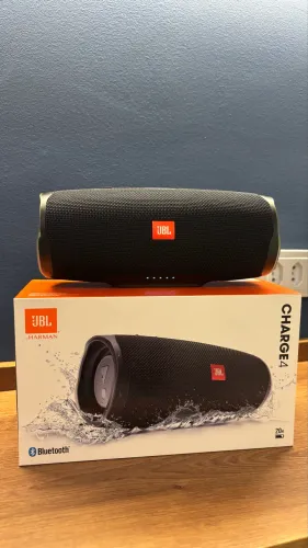 JBL Charge 4 com NF