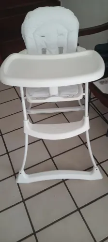 Cadeira de de refeição para bebê