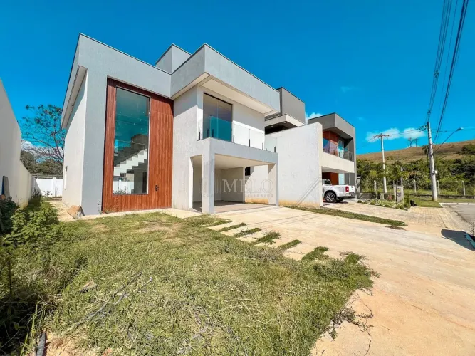 Casa à Venda no Condomino Recanto da Mata Vespasiano R$1.500.000,00.
