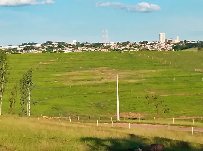 Área p/ Investimento expansão urbana Adamantina/SP (loteamento/chacreamento/hotel fazenda