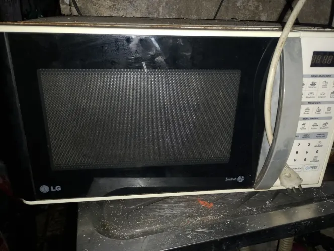 Microondas Marca LG funcionando