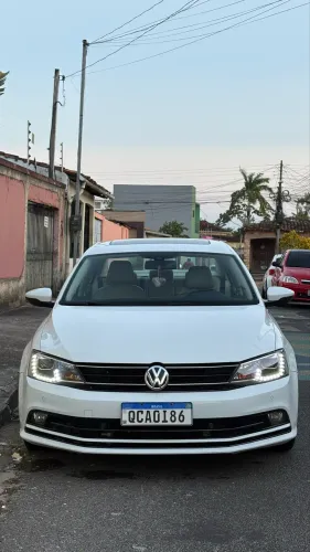 Volkswagen Jetta Highline 2.0 TSI 16V 4P Tiptronic 2016