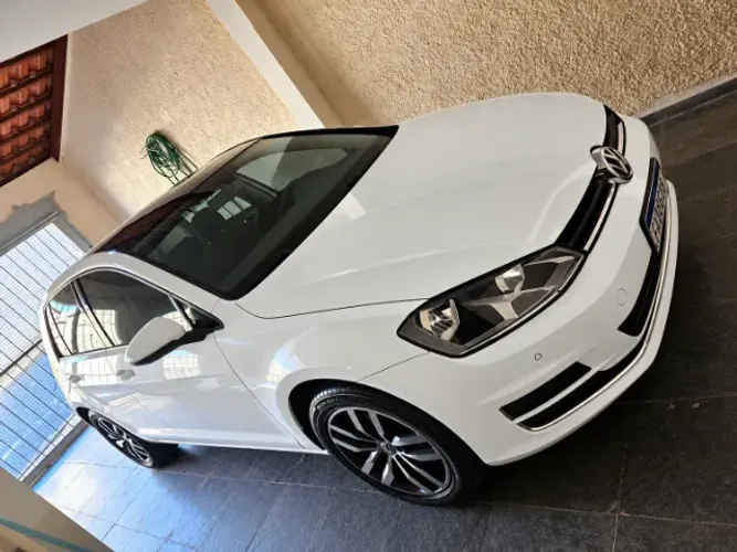 Volkswagen Golf Highline 1.4 TSI 140cv Mec. 2015