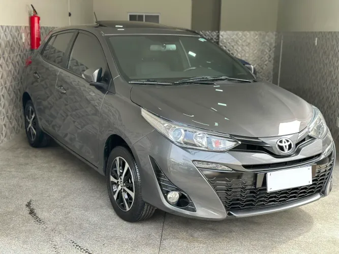 Toyota Yaris XLS Connect 1.5 Flex 16V 5P AUT 2021