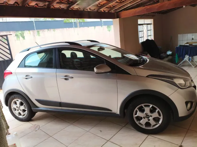 Hyundai HB20X Style 1.6 Flex 16V Aut. 2014