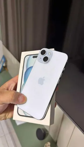 iPhone 15 128gb completo 