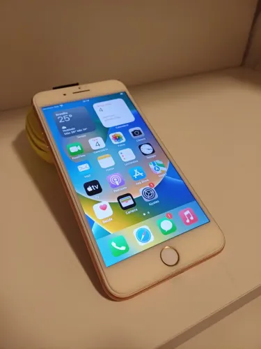 Iphone 8 plus rose 64gb (sem detalhes)