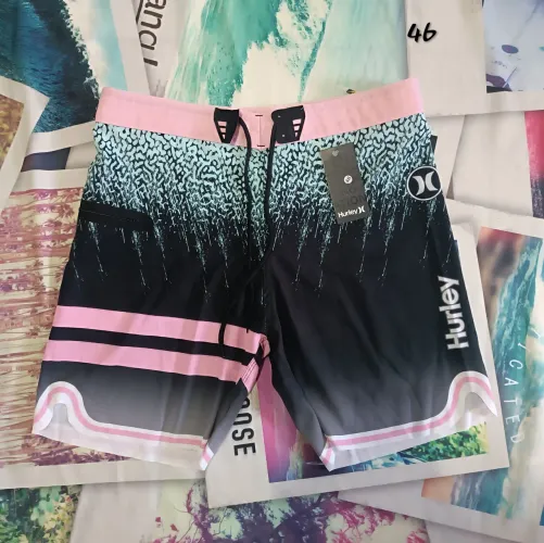 Shorts Hurley Azul com Detalhes em Branco