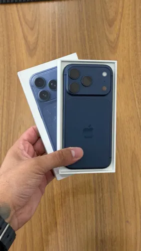 IPHONE 17 PRO MAX 256GB - SEMINOVO IMPECÁVEL 2 MESES DE USO
