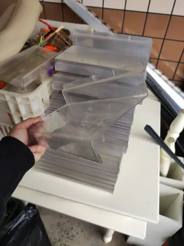 Expositor em acrílico para calçados 80 peças