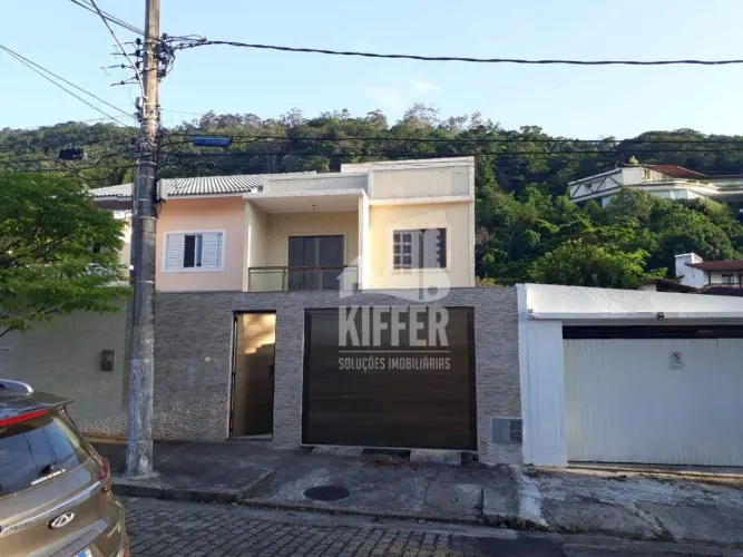 Casa com 4 dormitórios à venda, 190 m² por R$ 1.440.000,00 - São Francisco - Niterói/RJ
