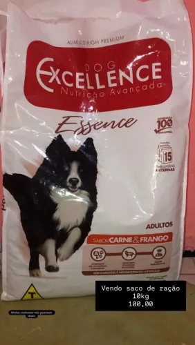Vendo saco de ração 