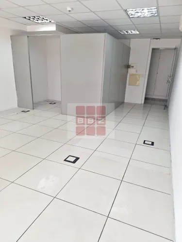 Sala Comercial para Locação no Ipiranga, São Paulo-SP: 1 Banheiro, 1 Vaga de Garagem, 43,0