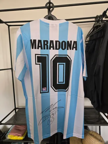 Camisa Maradona Autografada c Certificado Icons
