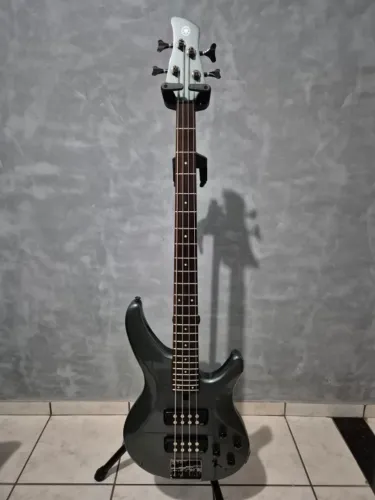 Contrabaixo Yamaha TRBX 304 - Mist Green