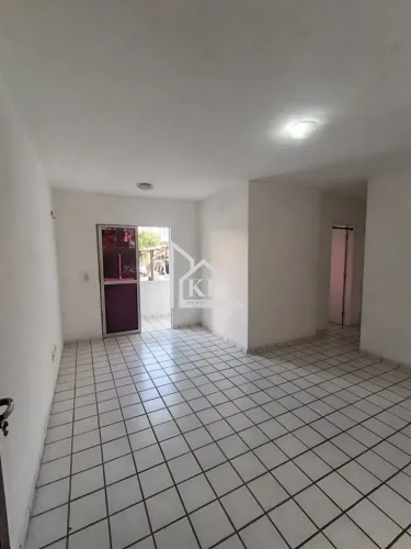 Perfeita Localização na Av Ayrton Sena - Apto 3 Quartos - Térreo - 79M2 - Jardim Itamaraty