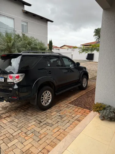 Toyota Hilux SW4 SRV D4-d 4X4 3.0 TDI Dies. AUT 2015