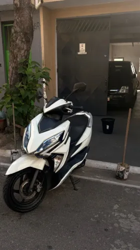 Honda Elite 125 branca 2019