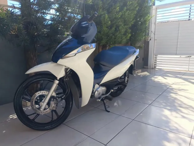 Honda biz 125i flex 2023