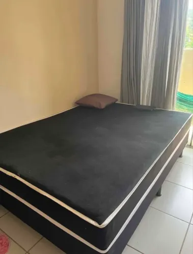 Vende-se cama de casal menos de 1 ano de uso