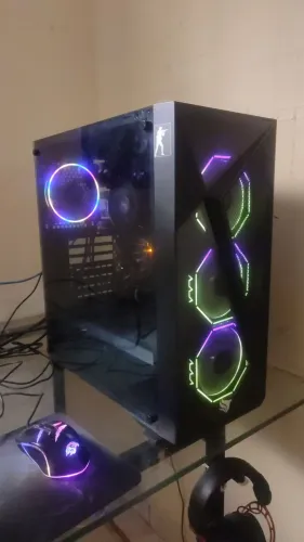 Cpu am4 atlon 300g Radeon Vega 2 GB  8 gb ddr4 ssd 240 placa mãe b450