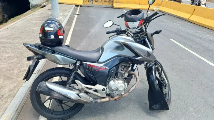 Moto 160