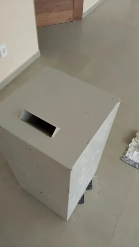 Vende esse cofre no valor de 1000  baixei pra vender 