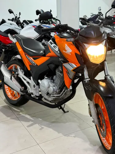 HONDA CB 250 TWISTER 2019