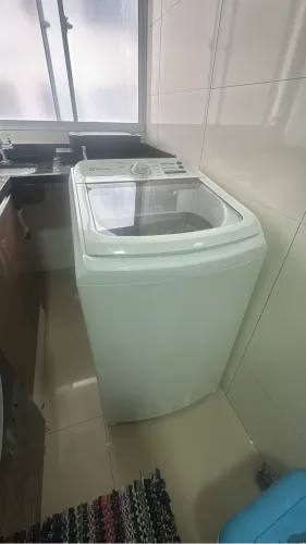 Maquina de Lavar Electrolux Essential Care 14kg 110v branca