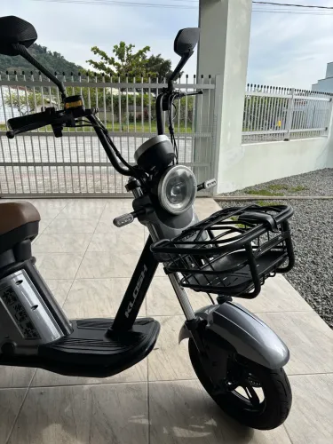 Scooter elétrica