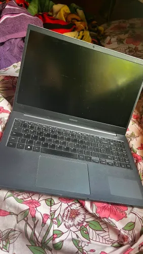 Notbook Samsung 550XDA - 4gb RAM, 240GB SSD,
