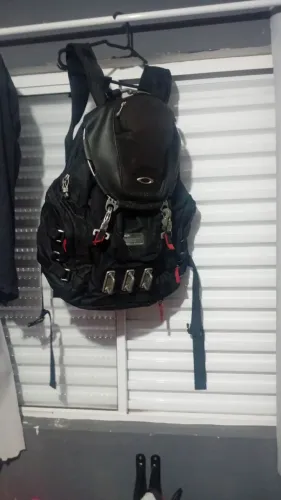 Vendo ou troco por prata