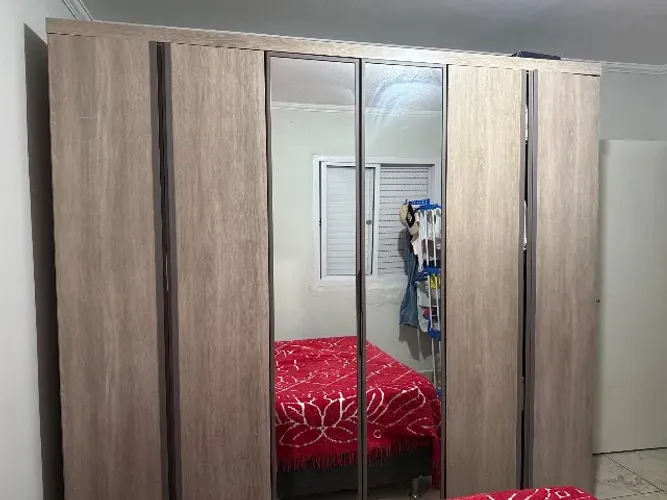 Guarda roupa casal 6 portas + cômoda sapateira