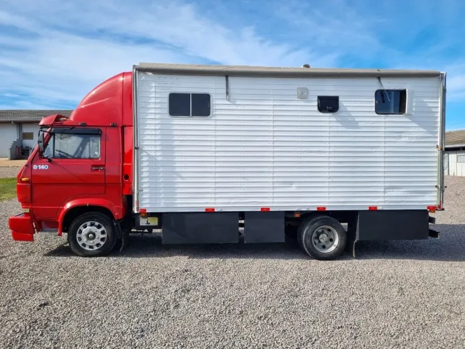 Volks 8-140 Motorhome preparado para rodeio