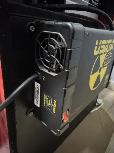 Fonte usina 200amp